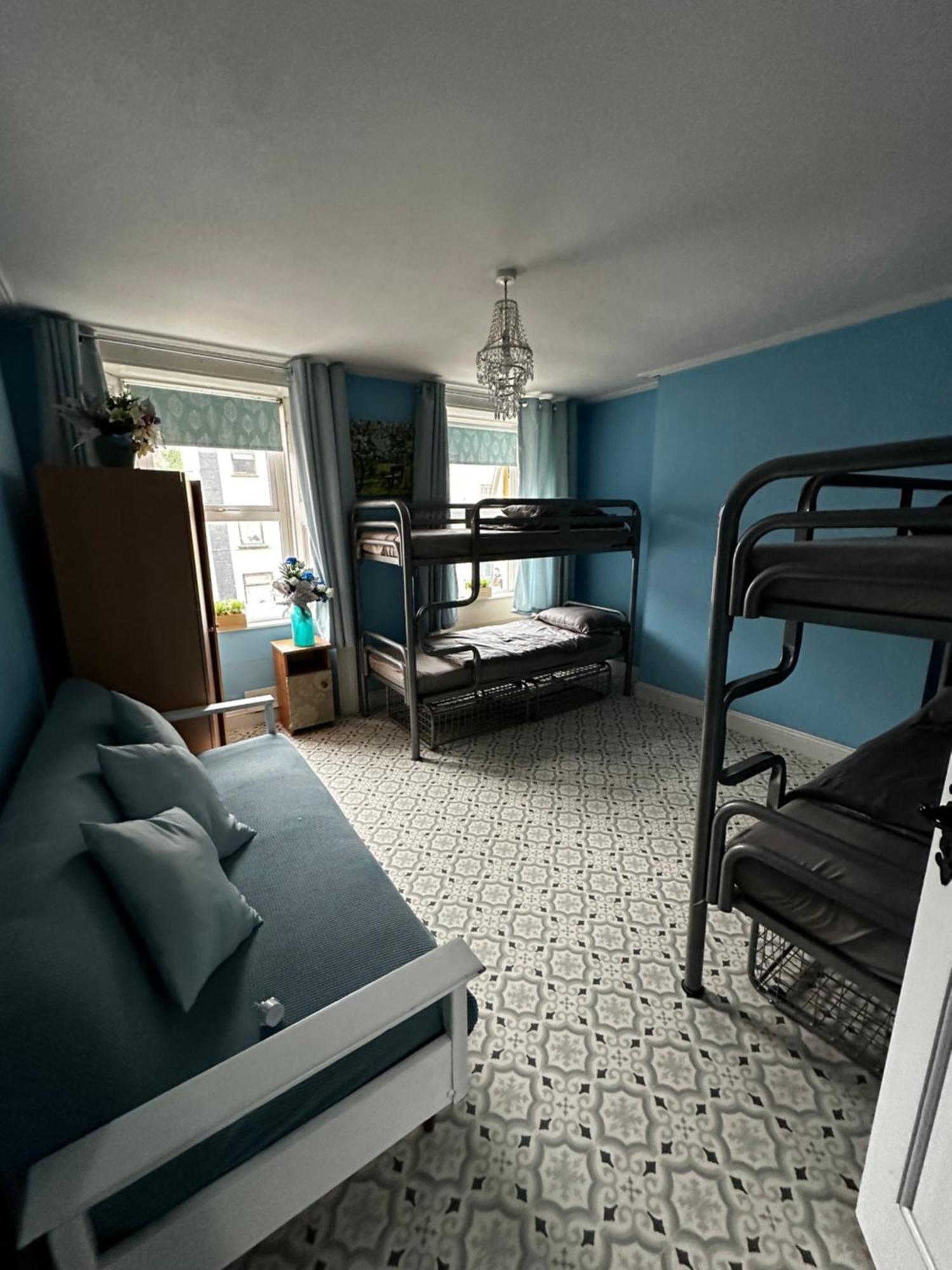 Waterford City Erbnb エクステリア 写真